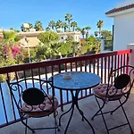 Barefoot House * Larnaca