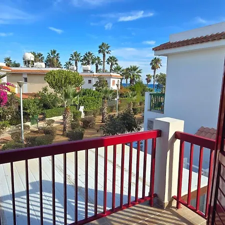 Barefoot House Larnaca