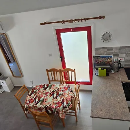 Holiday home Barefoot House *