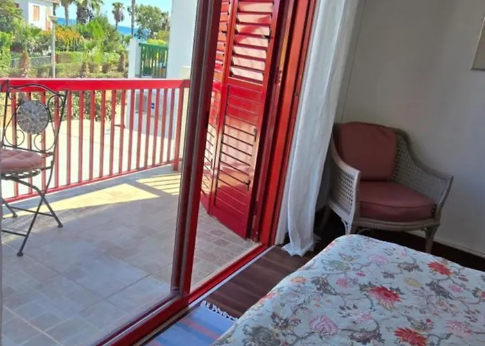 Barefoot House 別荘 *