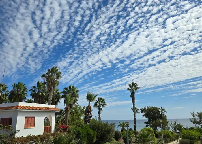 別荘 Barefoot House