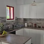 Barefoot House Larnaca