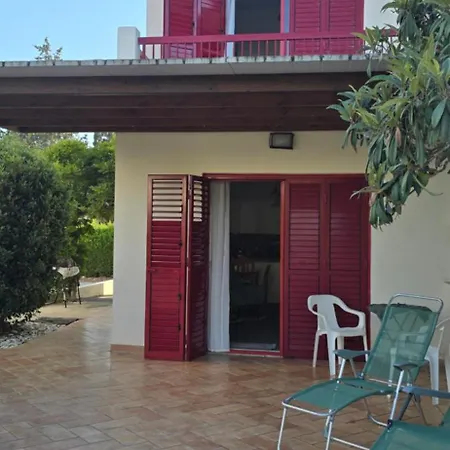 Barefoot House Larnaca