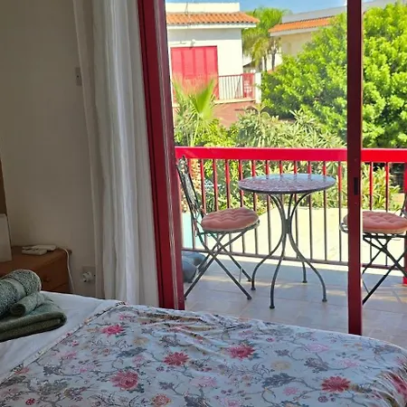 Barefoot House Prázdninový dům Larnaca