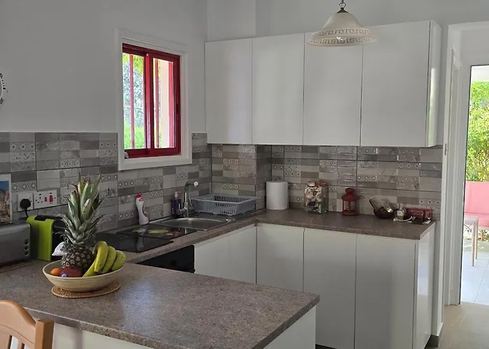 Barefoot House Larnaca